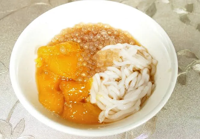 清涼的米苔目冰品（圖片截圖於網路）