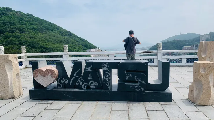 是個很跨界的裝置藝術。