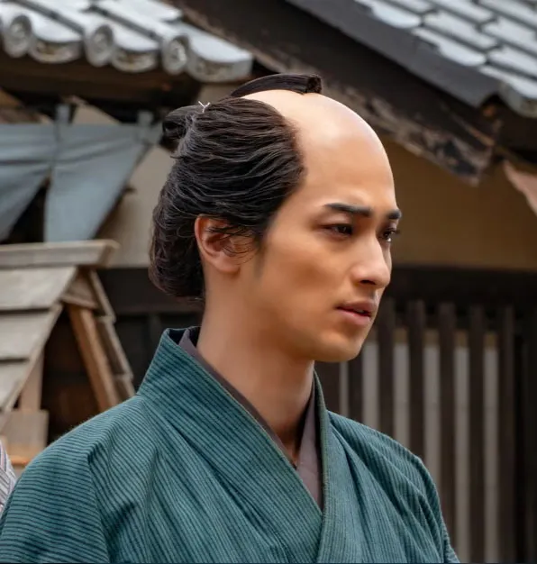 蔦重的髮型，江戶時代流行的本多髷