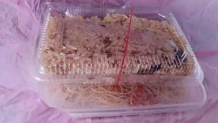 [基隆美食]當天現做現賣的三小姐油飯鍋貼，經營三十年的老店，