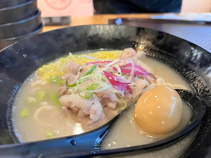 雞白湯拉麵，暖進骨子裡的好味道