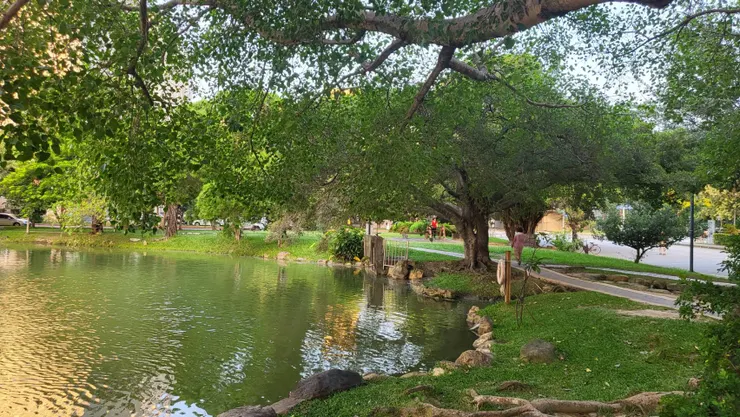 中興大學.中興湖(李建崑攝影)