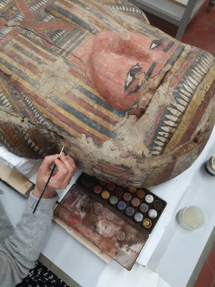 圖片來源：AFP & C2RMF