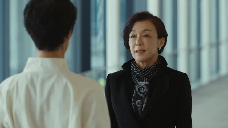 剛下飛機便急著與司令接頭的乃木