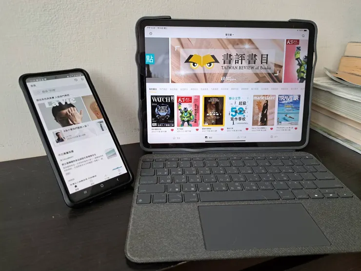 手機跟平板可以同時登入使用