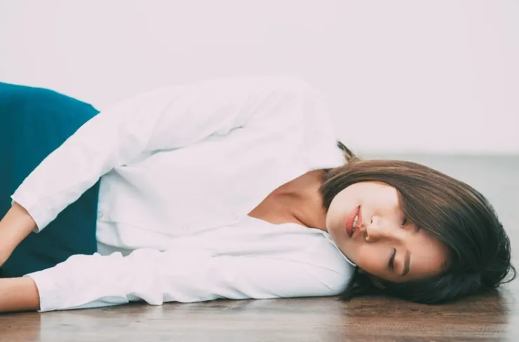 當妳的職涯抉擇是被「面子」牽著走時，通常會陷入讓人哭笑不得的困境，讓妳對現實感到無力。圖/123RF圖庫