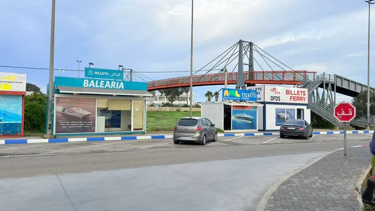 往西班牙的渡輪服務區