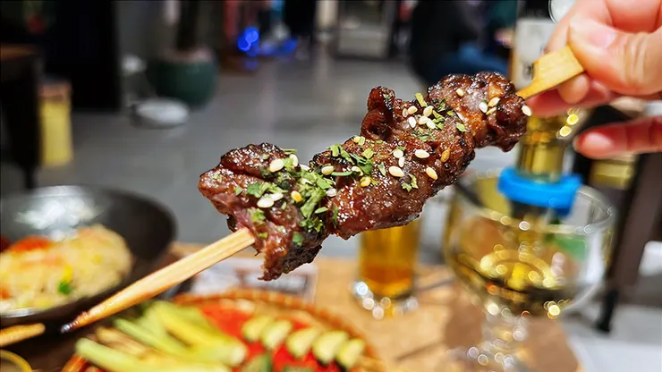 taoyuan-zhongli-sirloin-beef-skewer-izakaya.jpg