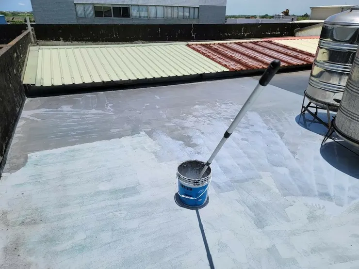 台南防水油漆推薦【胖匠工程行】屋頂做好防水,再也不擔心雨天滴