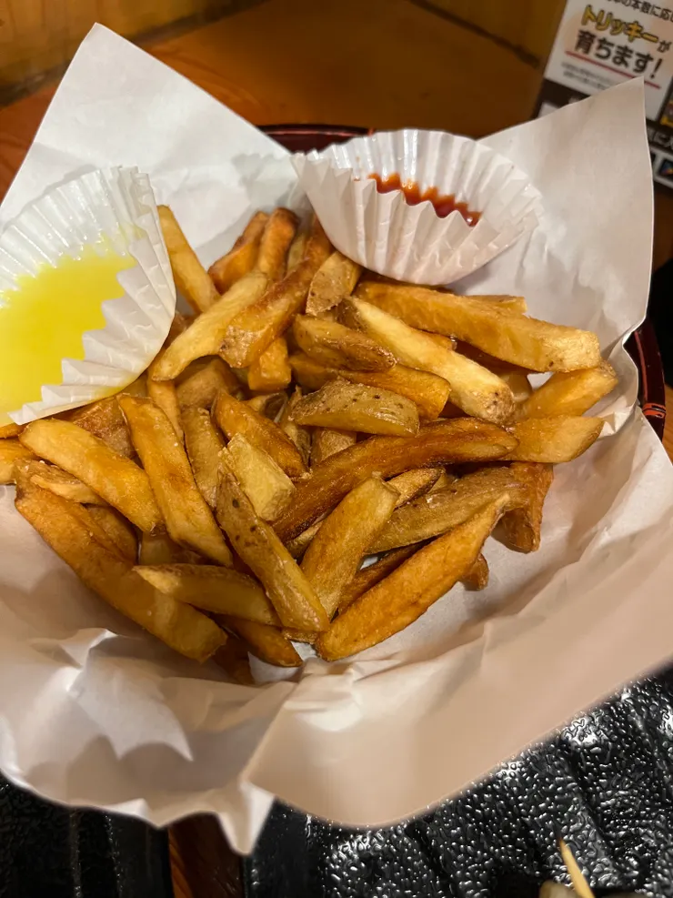 炸薯條。ポテトフライ。