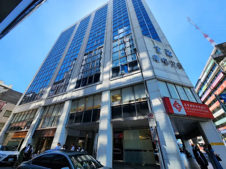 台北30~50人場地租借推薦三|台北火車站金融A和C教室 大樓外觀