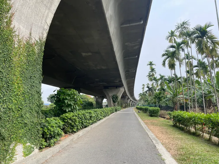 拍於2026年，單車國道一景。