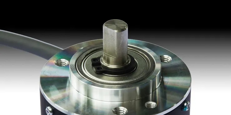 步進馬達與編碼器如何達成精準定位？從驅動器原理到自動化系統整合全攻略