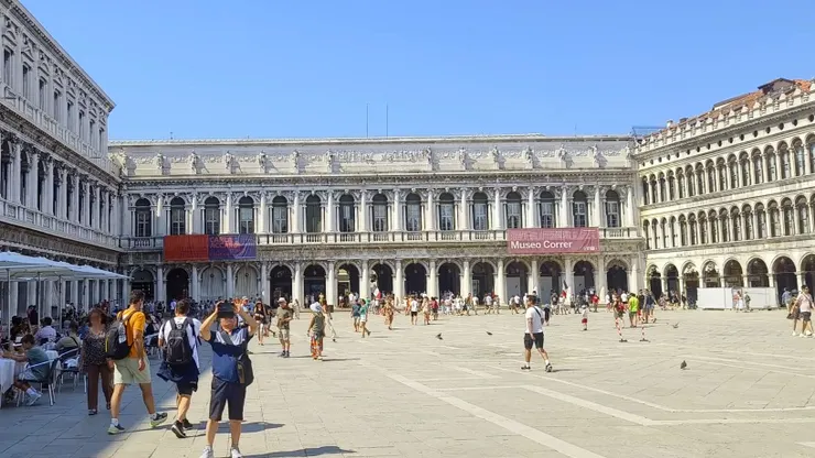 聖馬可廣場西面科雷爾博物館(Museo Correr)