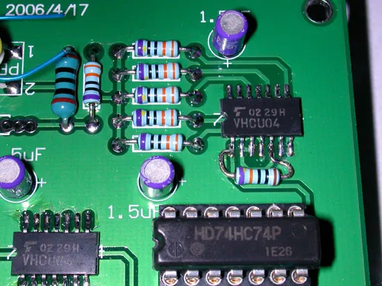 呵呵,當初少繪了這支 100K 電阻