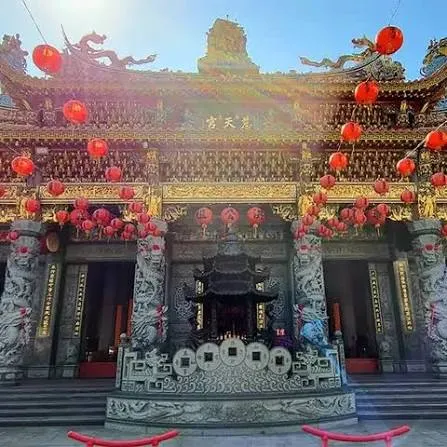 慈天宮廟埕寬闊（圖片截圖於網路）