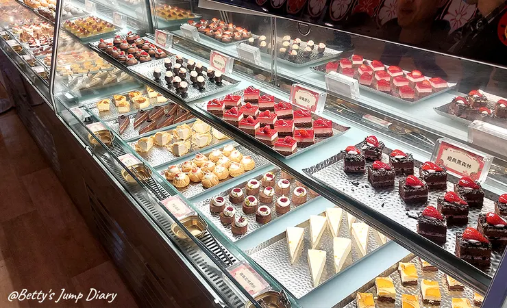 ▲芙洛麗大飯店-「食譜自助百匯餐廳」RECIPE HOUSE /圖片來源：Betty's Jump Diary