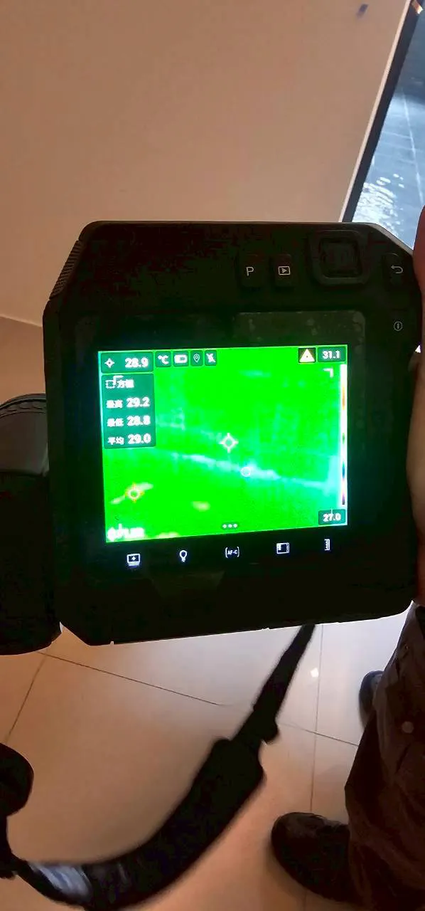 針對配電箱進行逐一量測，確保居家安全用電與迴路正常