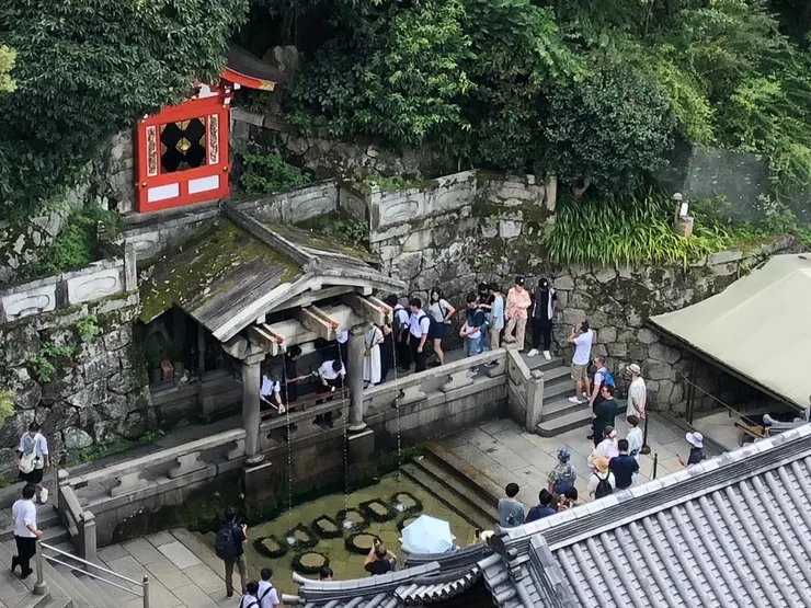 必排的音羽瀑布