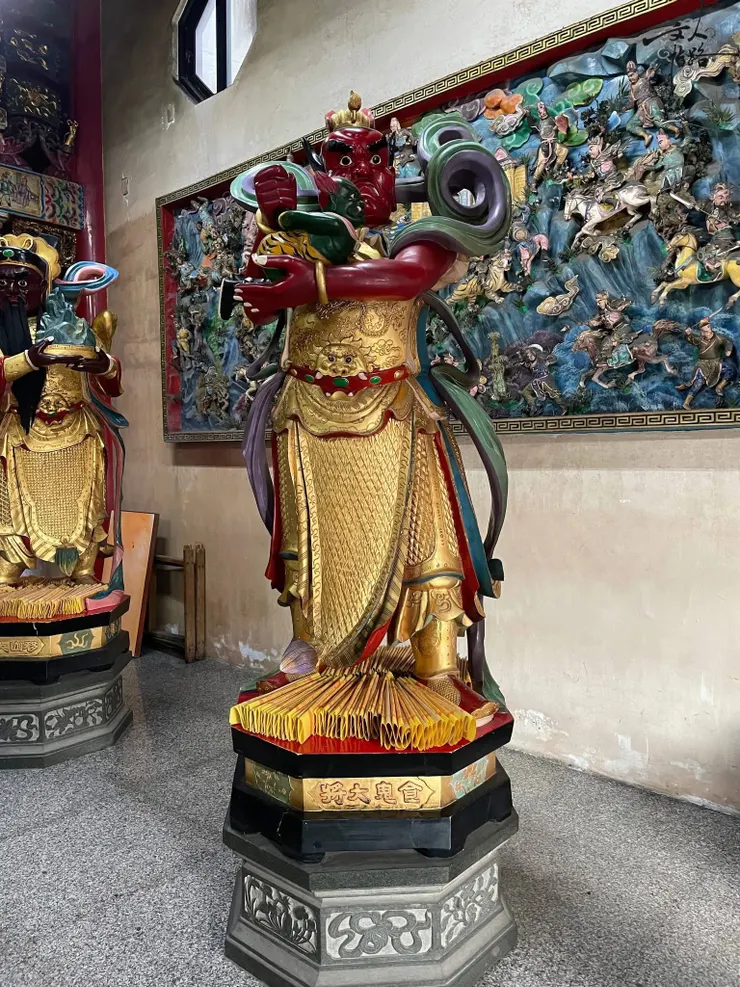 食鬼將軍與移山將軍（圖片截圖於網路）