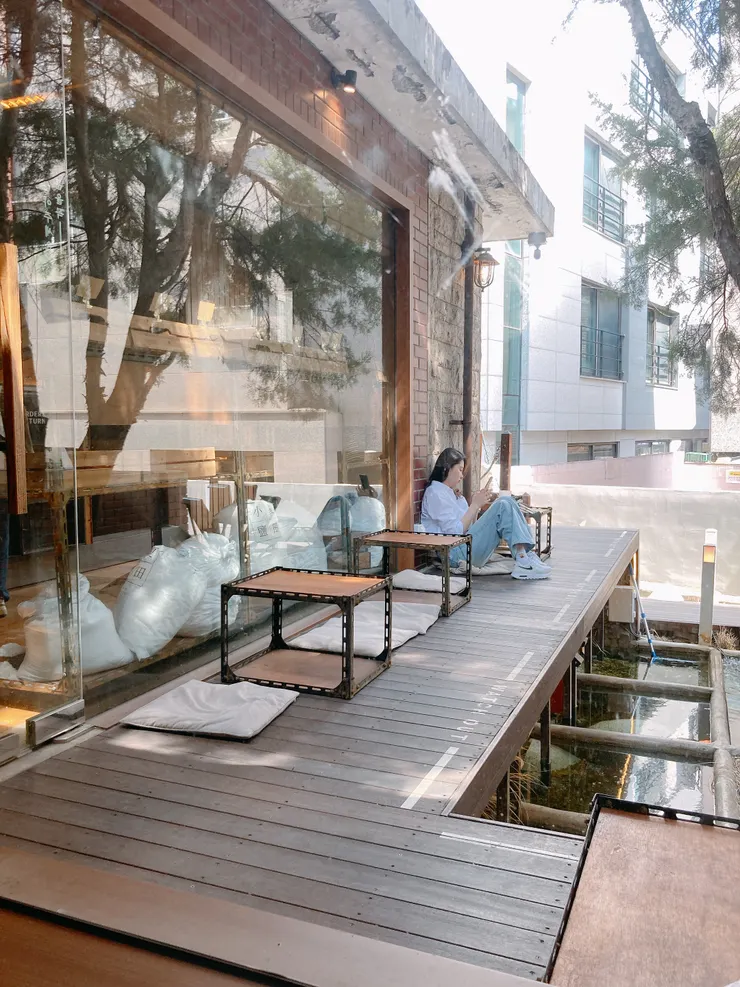 小夏鹽田 戶外座位