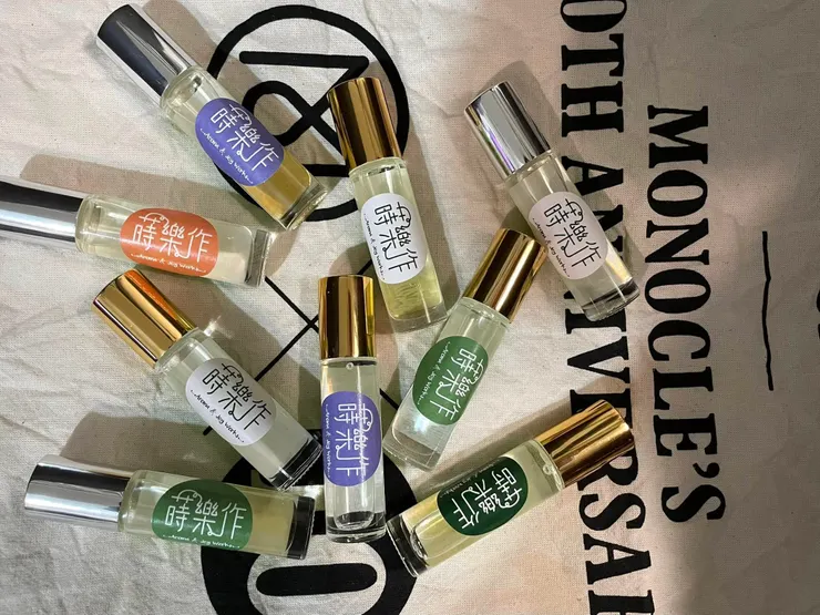 為高中同學會的每一位量身訂做的複方精油滾珠