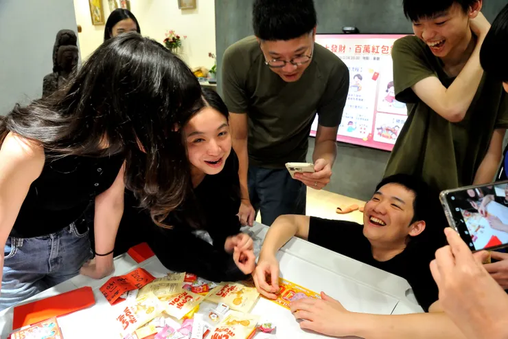 【把婆家當娘家回拉拉再創新遊戲！刮刮樂集中開獎。】