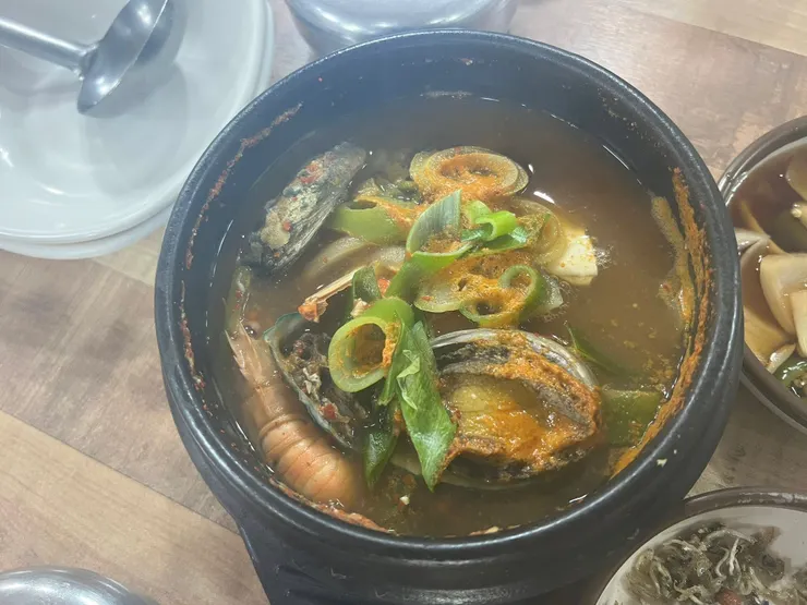 海鮮料多但不太新鮮