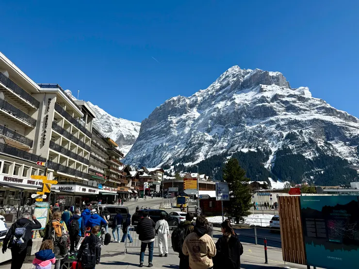 格林德瓦初見，瑞士旅程正式展開