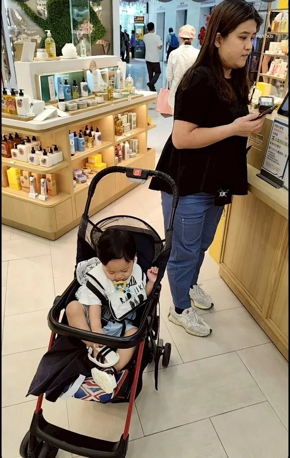 幫老師買個紀念品😊