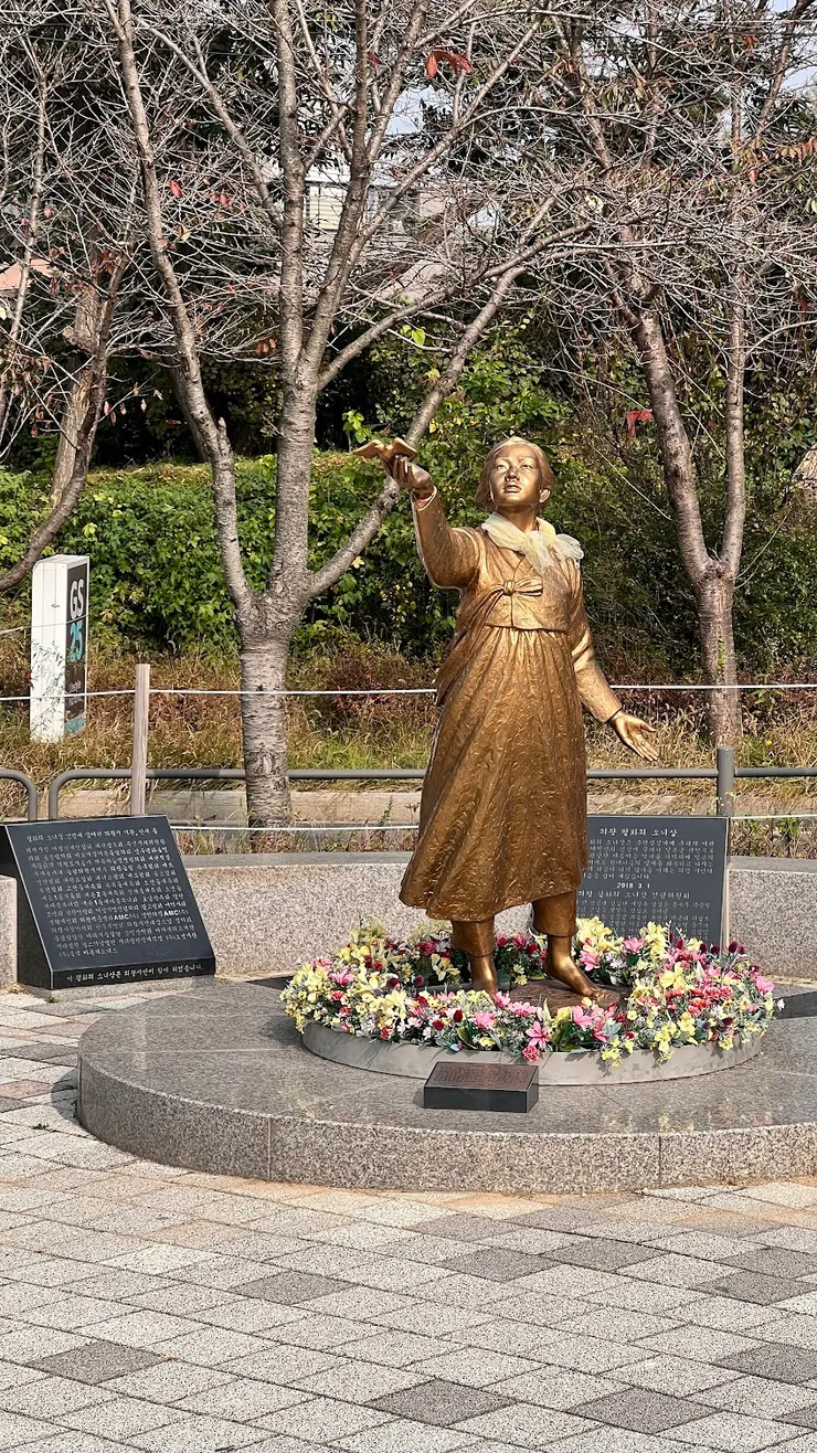 旺松湖公園裝置藝術