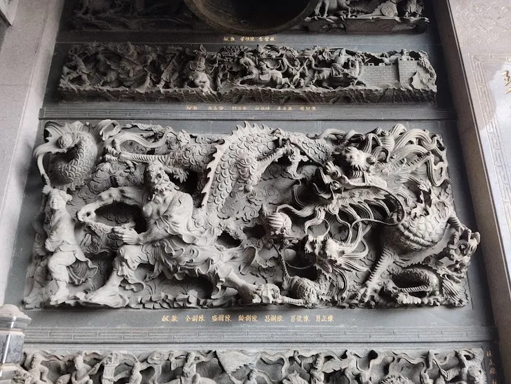 浮雕工藝（圖片截圖於網路）