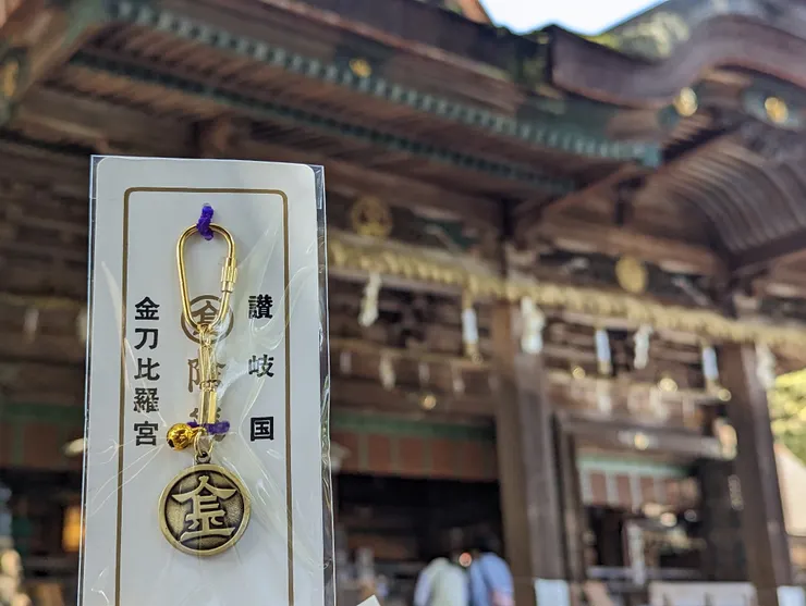 不免俗的買一下紀念品可惜還撐不到回國就不見了