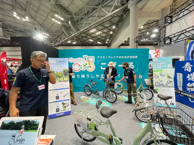 容易上下車的腳踏車跟三輪車