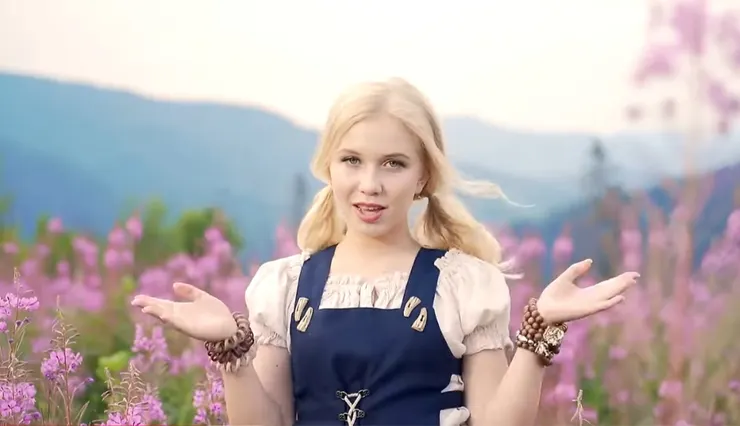 烏克蘭女歌手唱約德爾歌曲⑵