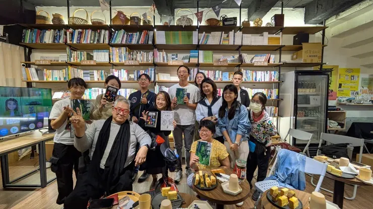 看來…我們對焦的是另一支手機🤭🤭