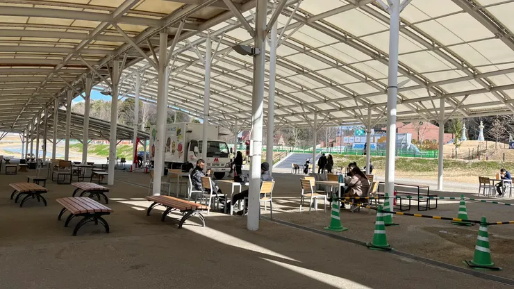 唯一缺點就是夏天比較熱一些。