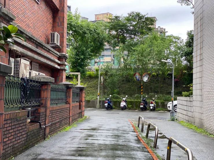 和興街26巷11弄出口