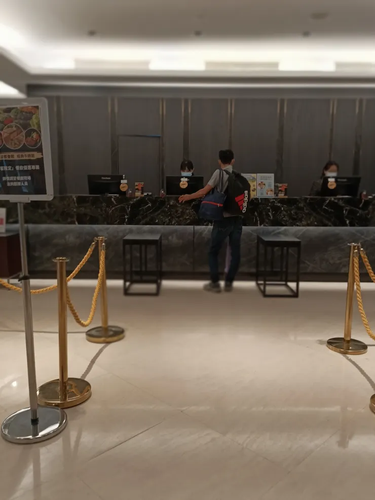 櫃檯人員很親切