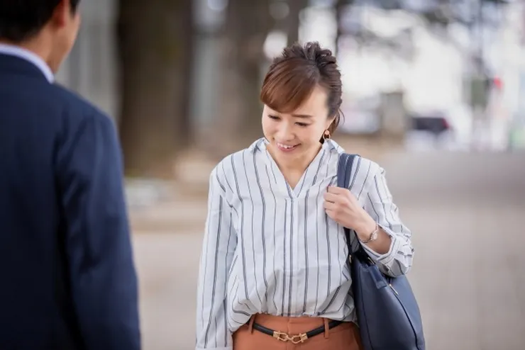 例句1的圖 (圖片來自Photo-ac)