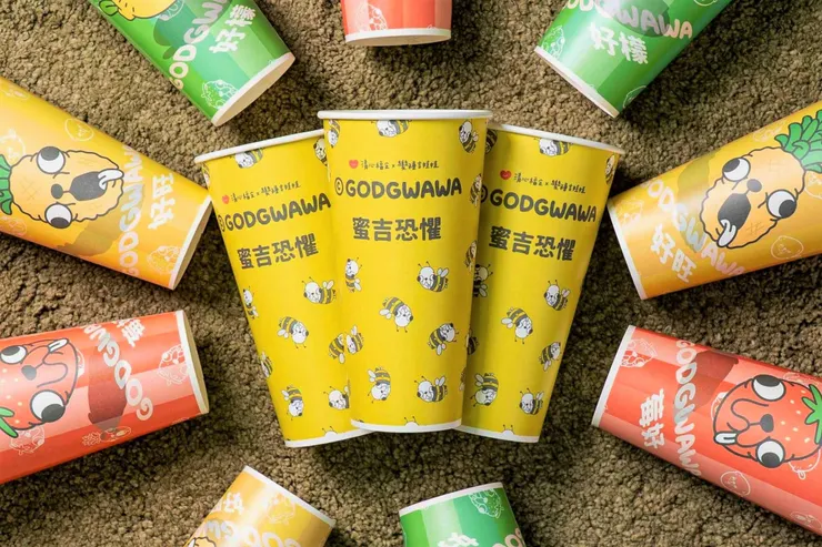 圖說：變種吉娃娃「蜜吉恐懼」驚喜亮相，吉佬蜜蜂大軍將諧音梗的創意極限往上推。（資料來源：清心福全）