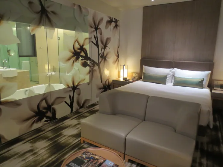 這是2014年的新加坡樟宜機場皇冠假日酒店!