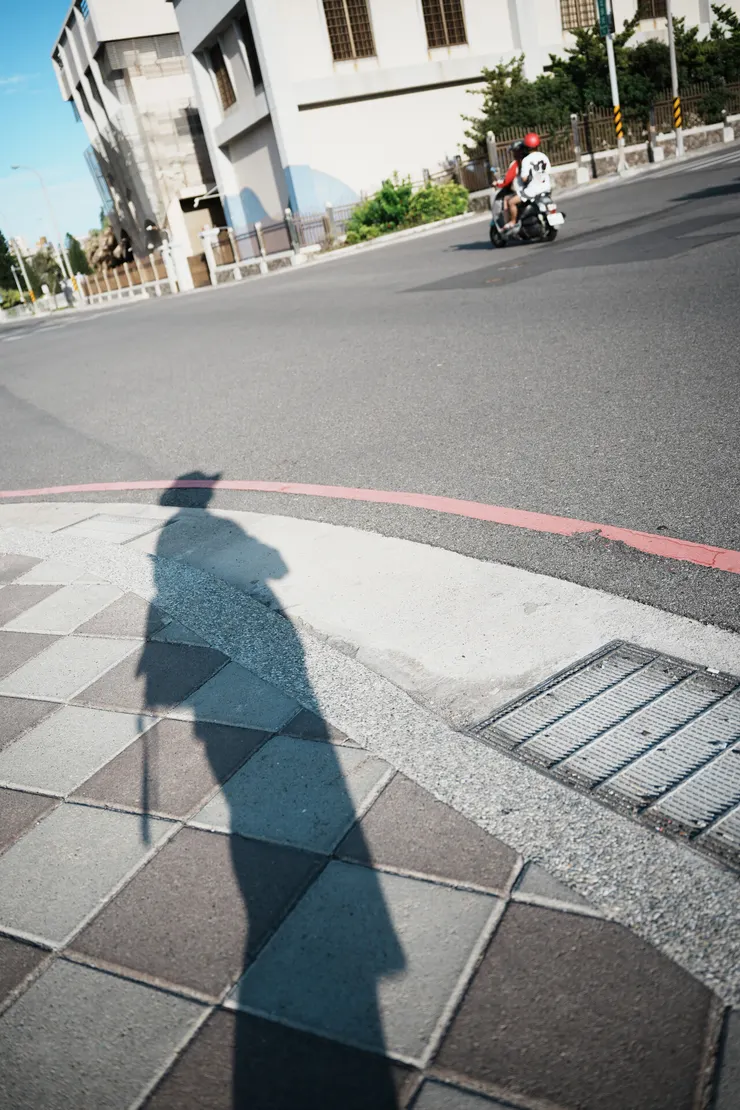 一大早的熱情艷陽