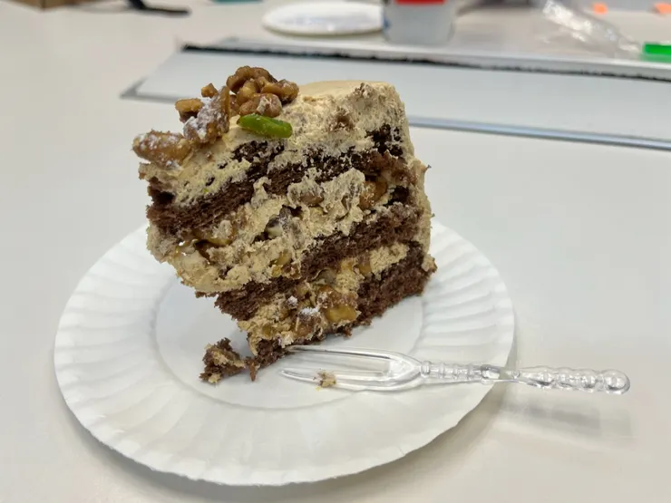 切的有點醜但很好吃喔～核桃很香焦糖很濃