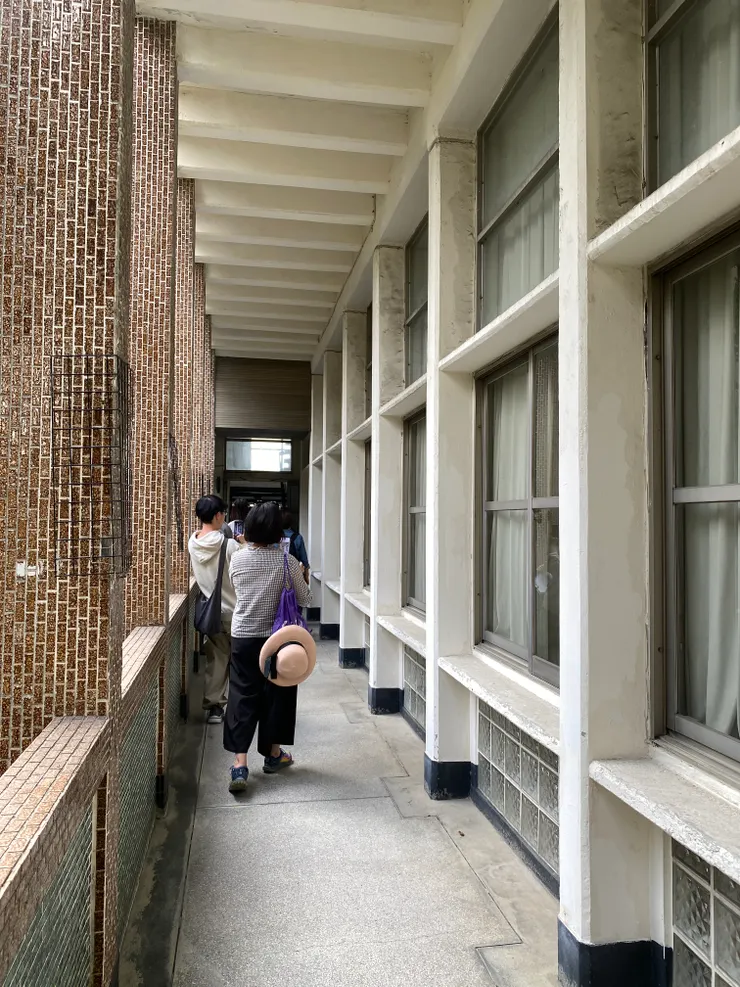 細膩精準的窗台切割、薄板施工