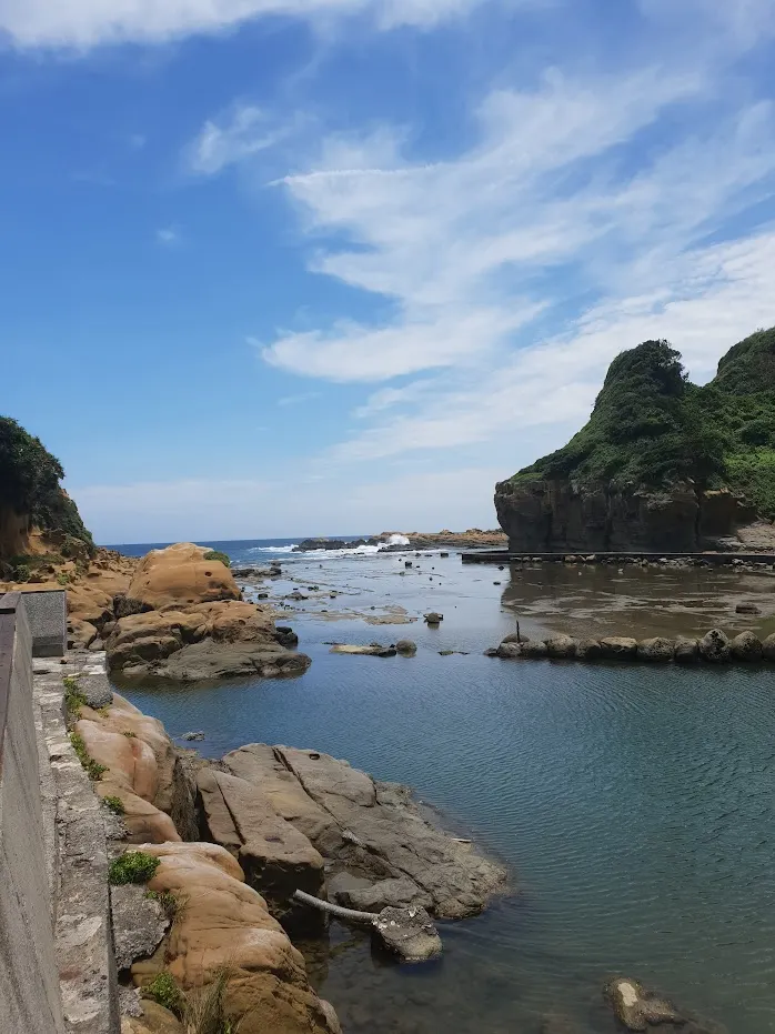 就是這個堤岸,我只能在這裡拍一張了