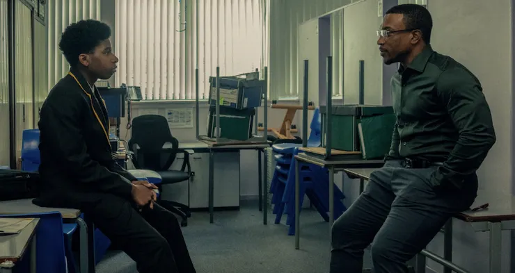 從兒子口中，他才第一次聽懂那個世代的語言。