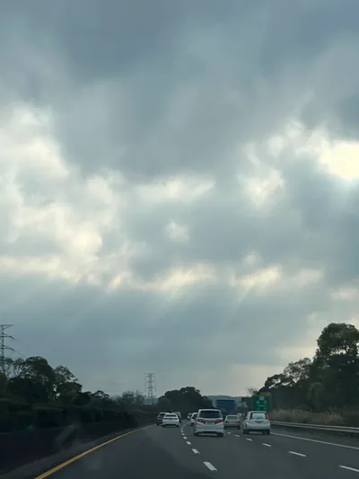 【在厚重的現實裡，留一道名為旅行的縫隙】