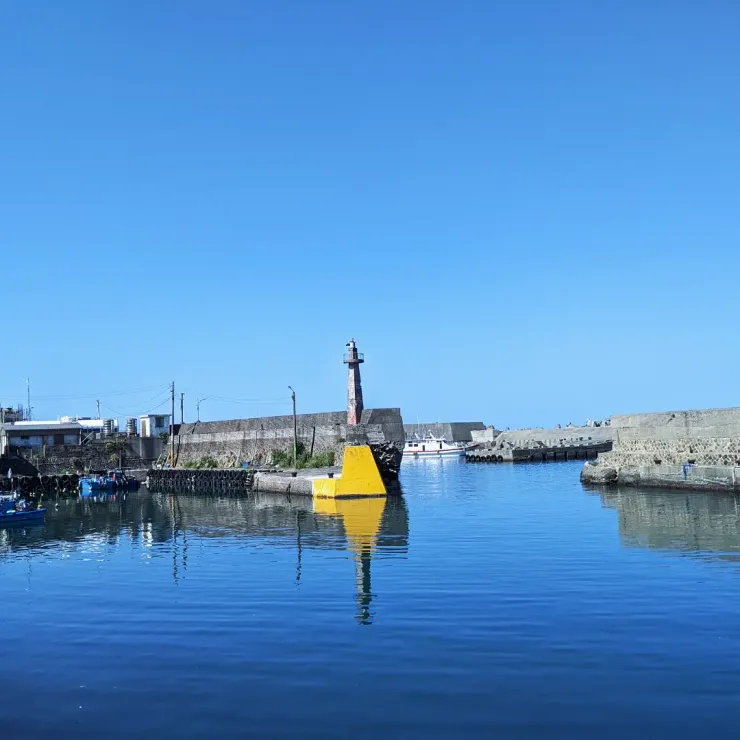 南雅漁港有些釣客