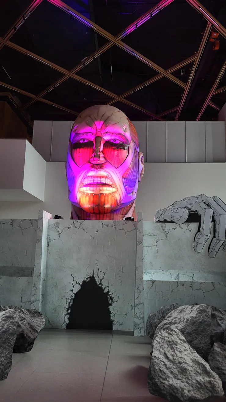 超大型巨人擺設